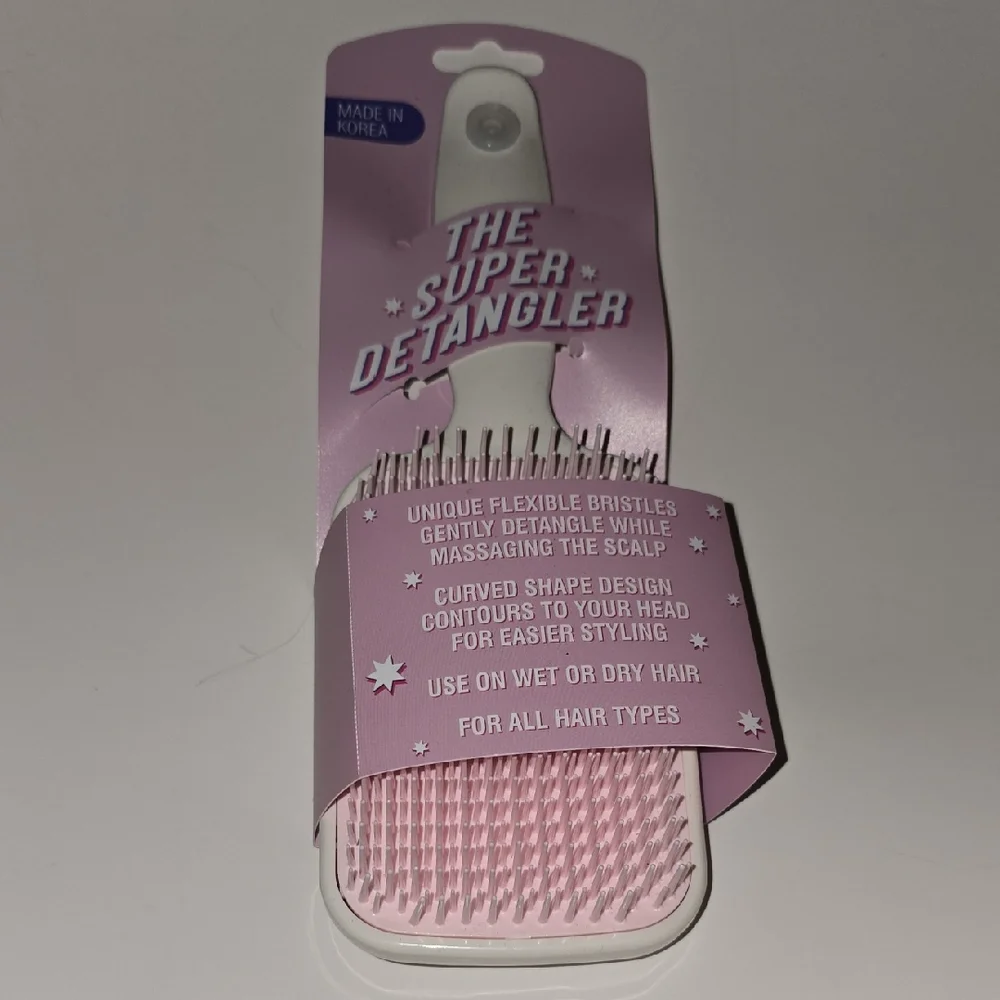 The Super Detangler Hair Brush